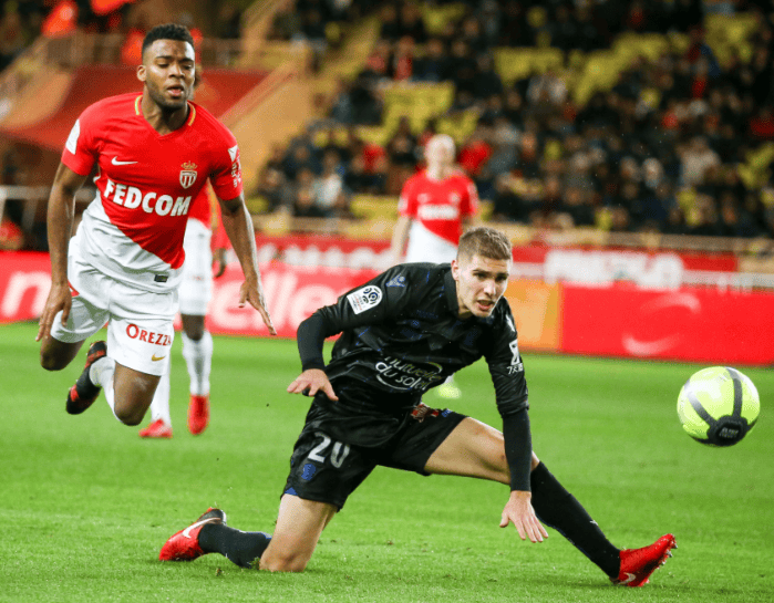 关于里尔队展现出强悍的进攻实力，期待在法甲有所作为的信息